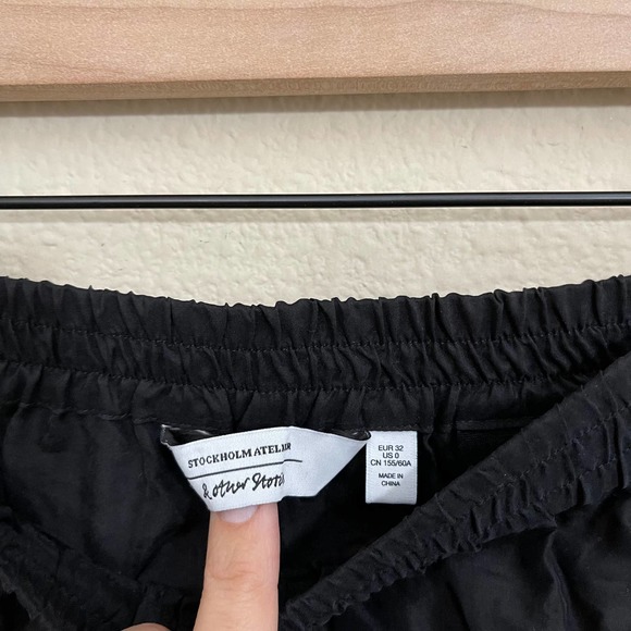 & Other Stories Silk Tapered Elastic Waist Relaxed Pull-On Trouser Pants Black 0 - Picture 7 of 11